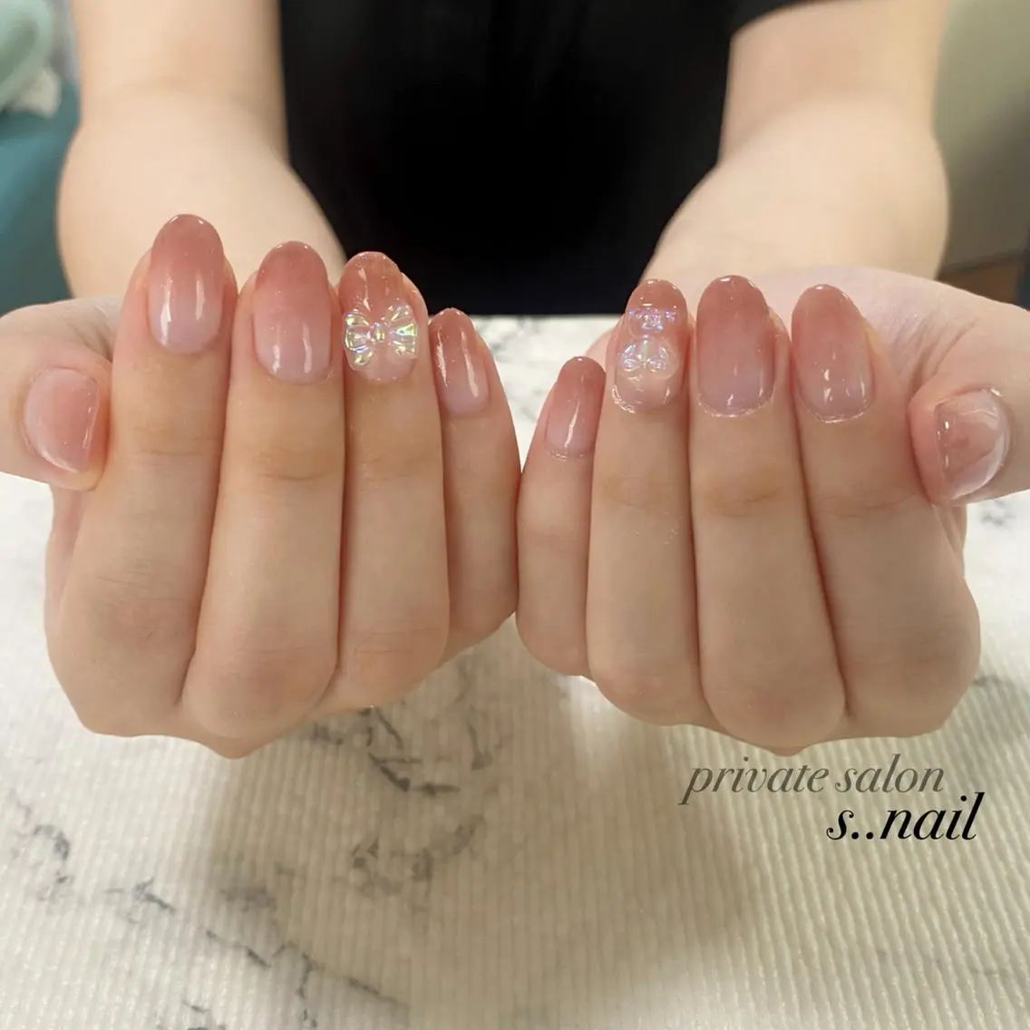 ネイル グラデーション ラメ(グリッター) ハンドネイル フットネイル s..nail / MORITAのネイルデザイン