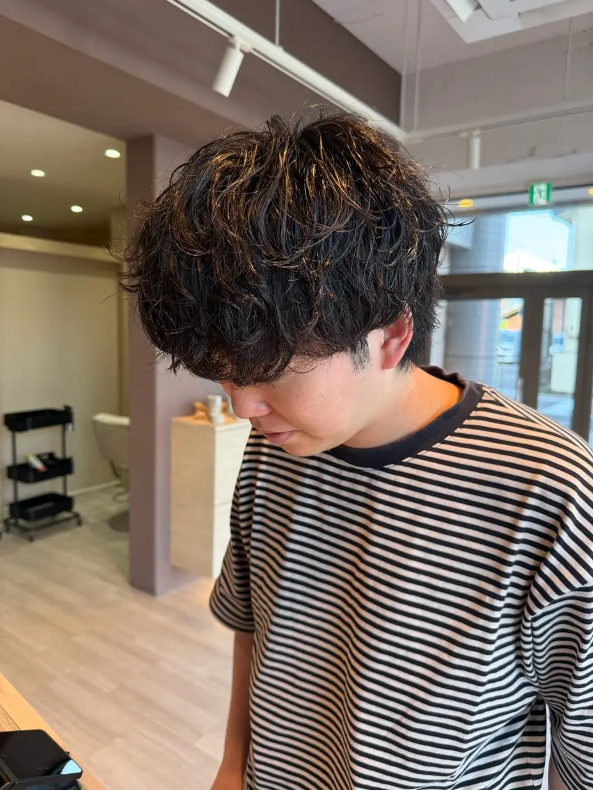 ロング パーマ メンズ メンズパーマ カット パーマ Lien.テラダ 各務原スタイリストのヘアスタイル