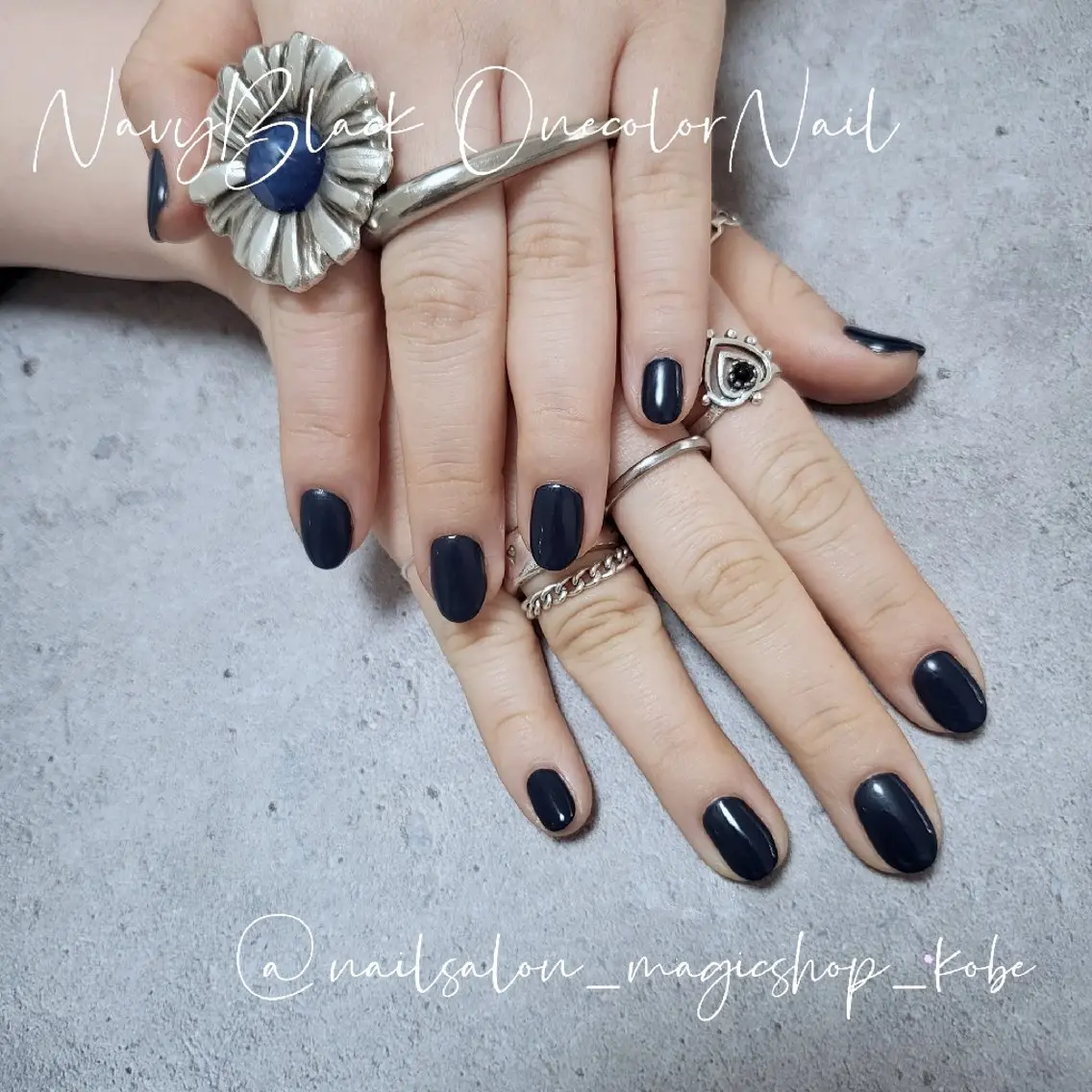 ネイル ジェルネイル ネイビー ワンカラーネイル シルバー ソフトジェル ハンドネイル Nailsalon MagicShopのネイルデザイン