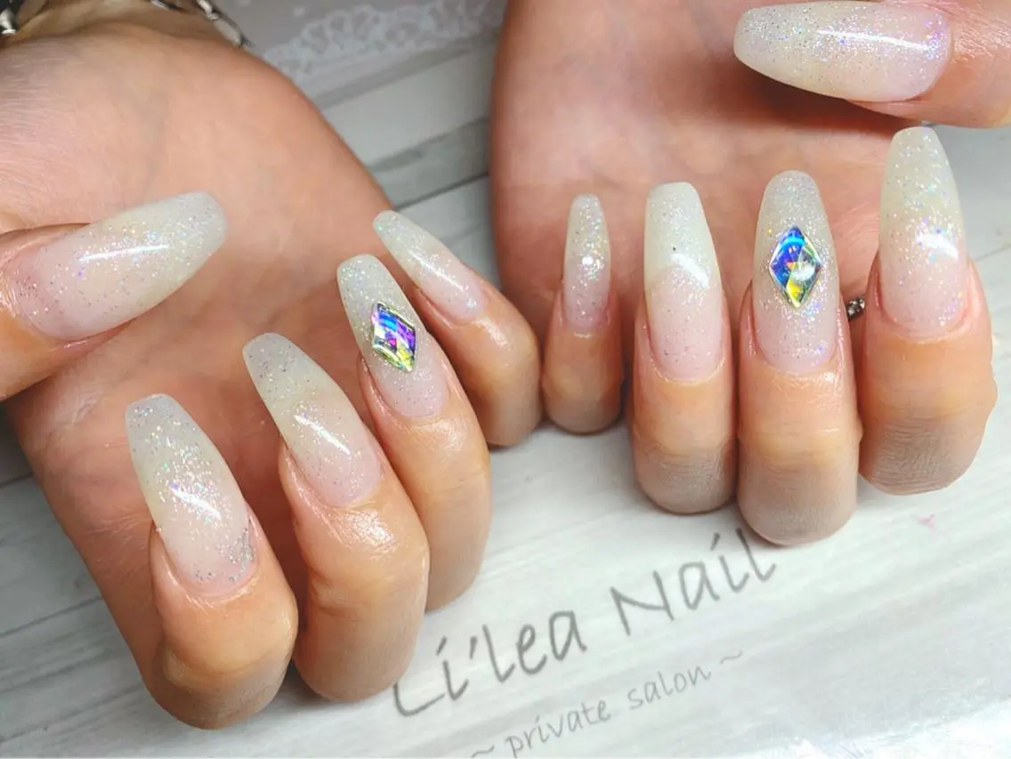 ネイル Li'leaNail AINAのネイルデザイン