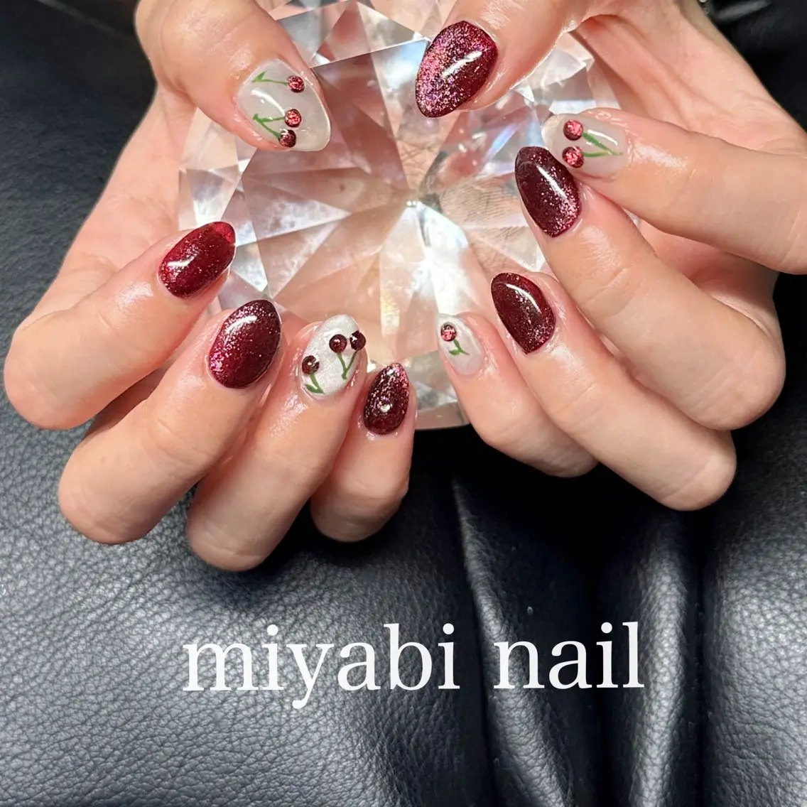 ネイル ボルドー マグネットネイル 持ち込み ぷっくりネイル 夏ネイル ハンドネイル miyabi nail 桂川駅近くのネイルデザイン