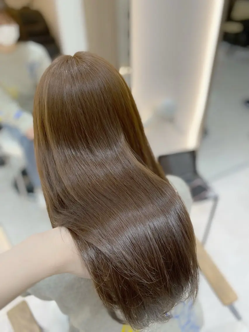 ロング カラー トリートメント 艶髪・透明感カラー・ 韓国ヘア・Yuriのヘアスタイル