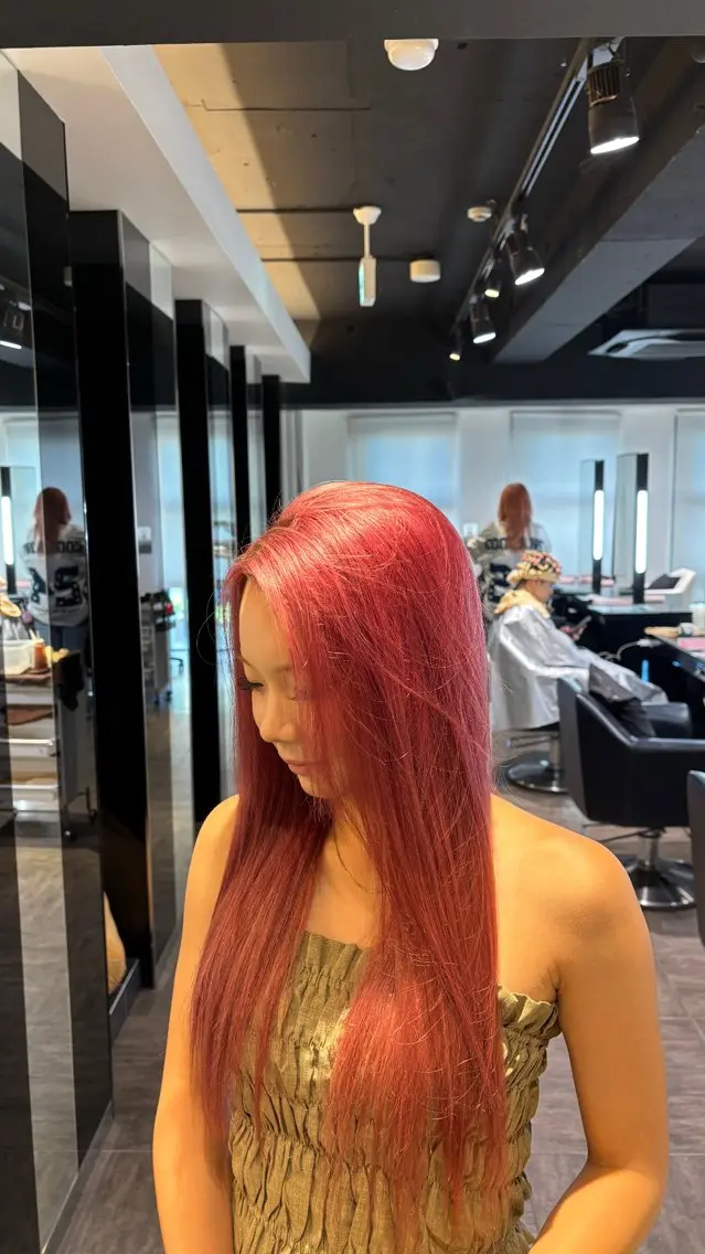 ロング カラー ピンクカラー ヘアカラー TSUKASA カラーモデル募集中のヘアスタイル