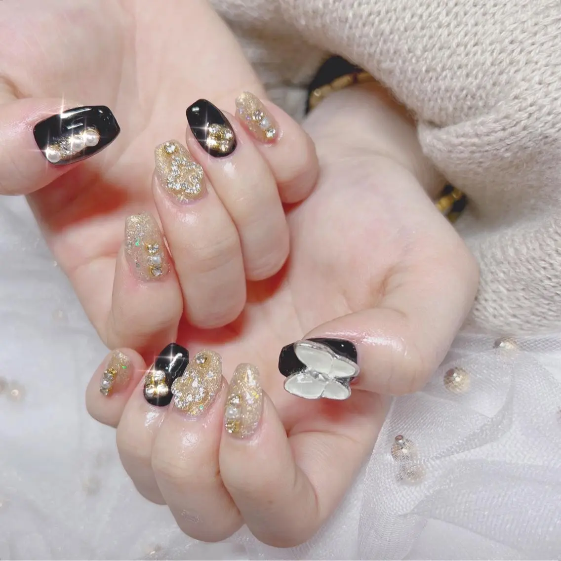 ネイル オーロラネイル フットネイル フレンチネイル ジェルネイル 韓国ネイル ハンドネイル ハンドケア 【ENサロン】 Rei🎀Nailのネイルデザイン