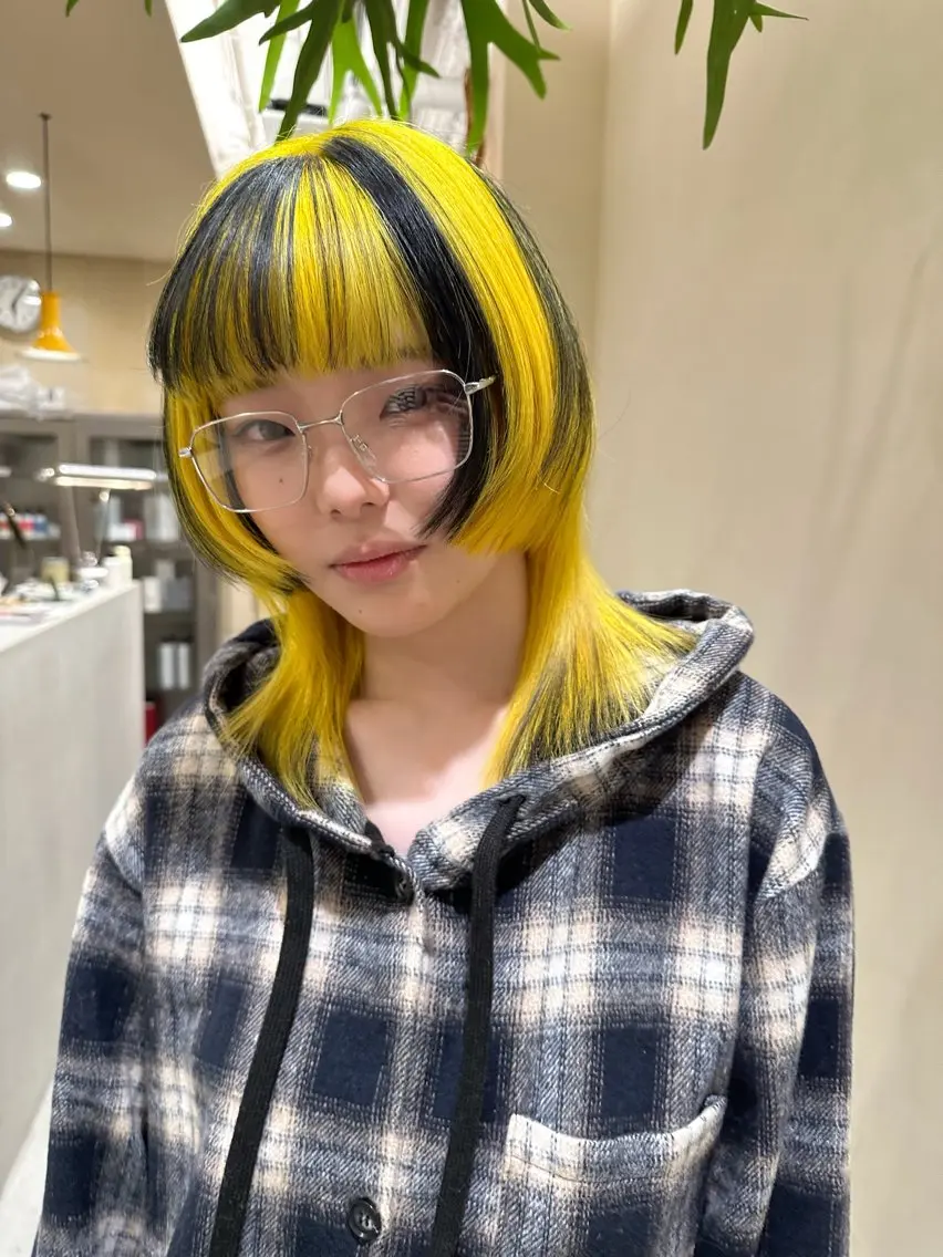 ☘️ミニモ限定特別価格☘️【ケアブリーチ】カット+ダブルカラー+1ステップトリートメントの写真