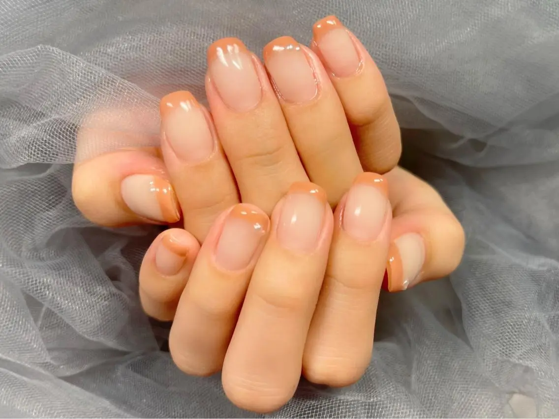ネイル フレンチネイル オレンジ Nail Salon KURELLYのネイルデザイン