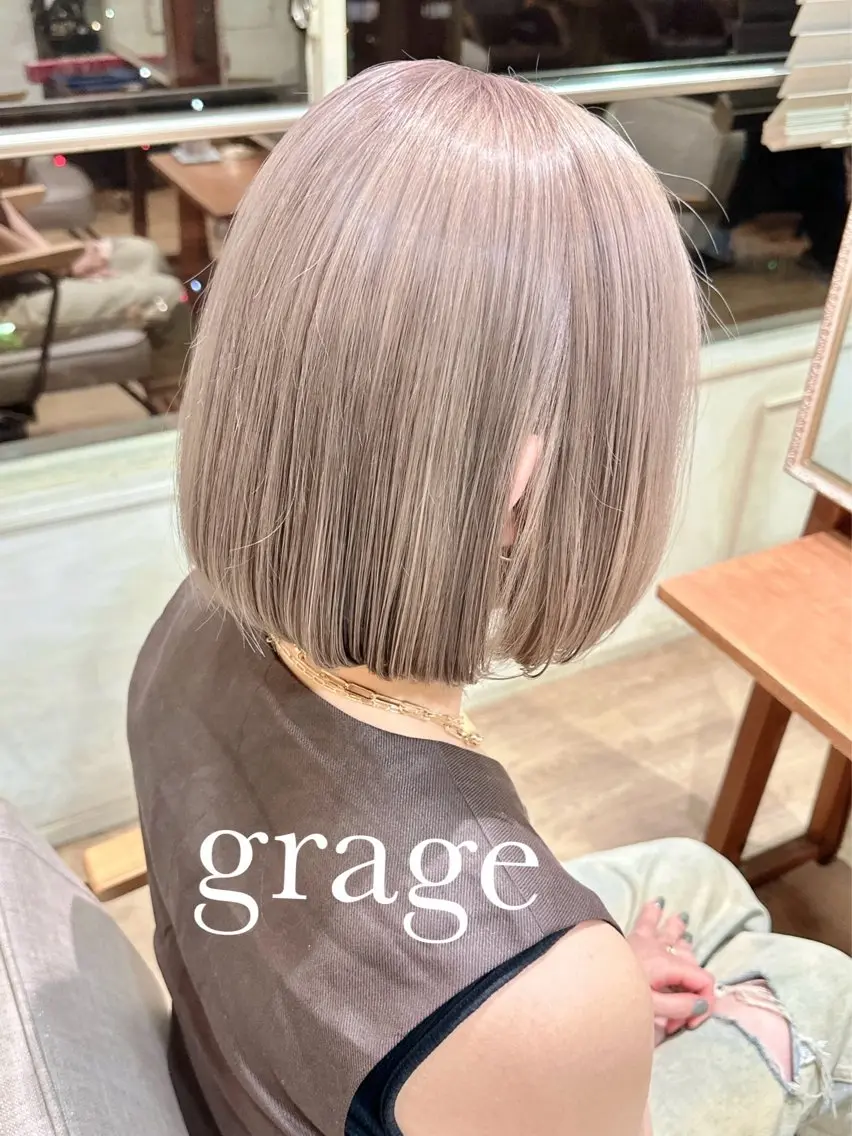 ショート カラー 切りっぱなしボブ ベージュカラー ブリーチ 透明感カラー ダブルカラー ケアブリーチ 髪質改善/池袋のヘアスタイル