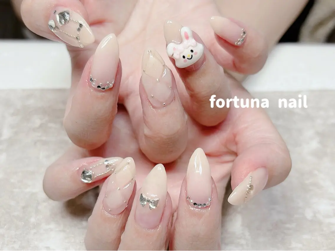 ネイル 持ち込み Nail •Head スパFortunaのネイルデザイン