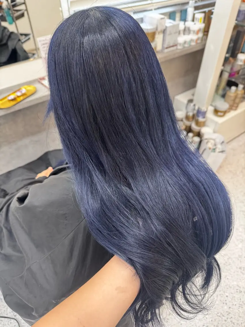 ロング ヘアカラー トリートメント ハイトーン/レイヤー 五島桜樫のヘアスタイル