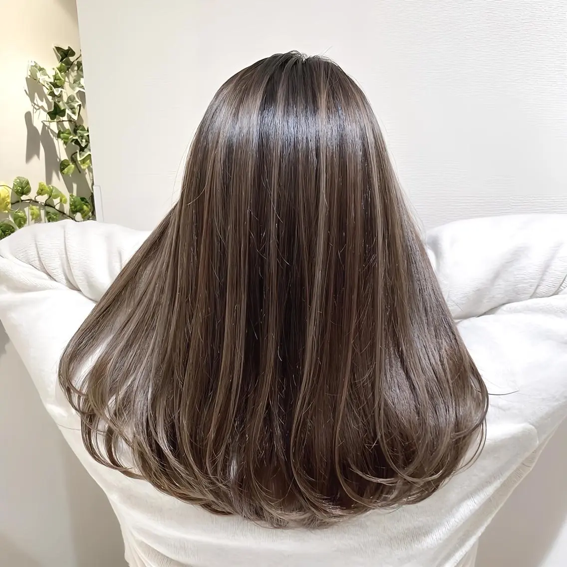 セミロング カラー ハイライトカラー ハイライト 髪質改善 ヘアカラー ＡＳＨ大宮/ブリーチ 髪質改善/カラーのヘアスタイル