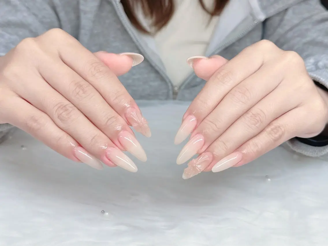 ネイル ジェルネイル ロングネイル ワンカラーネイル ネイルチップ ハンドネイル GOHOUBI Nail 心斎橋店のネイルデザイン
