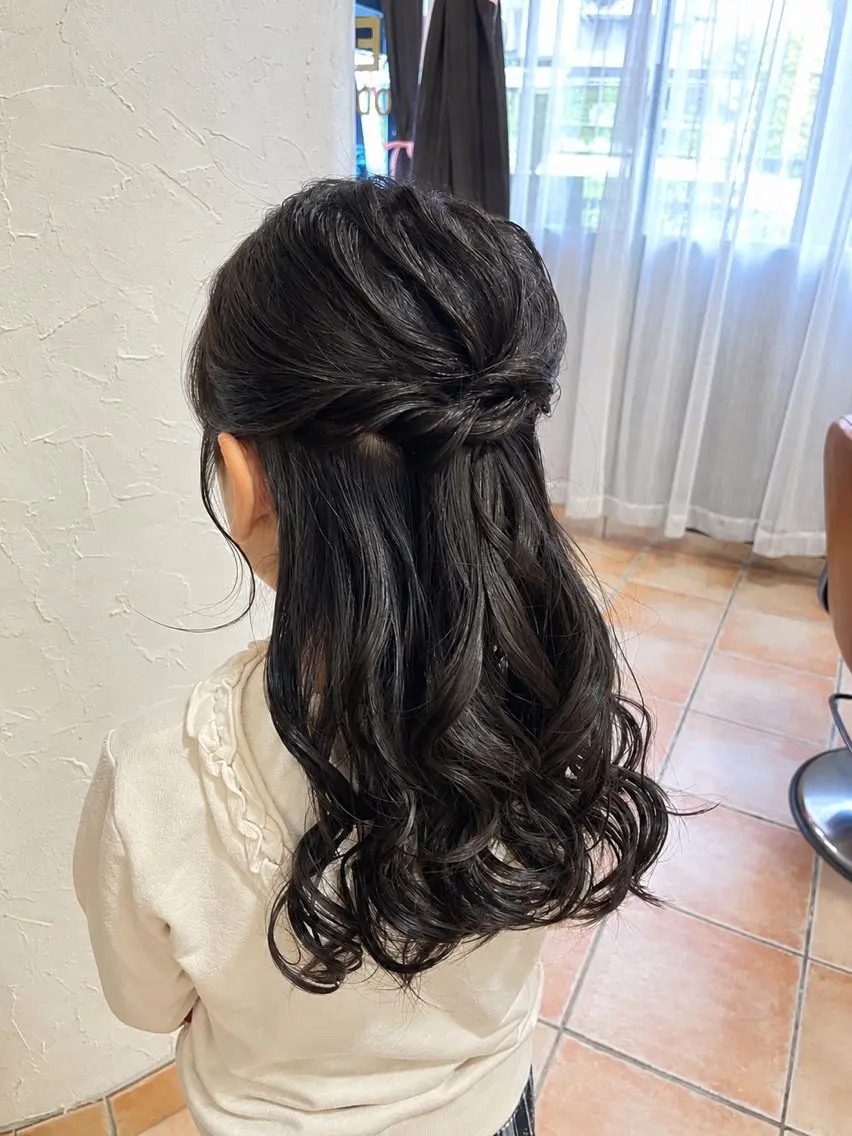 ヘアアレンジ ハーフアップ Hair &Make ナナセのヘアスタイル