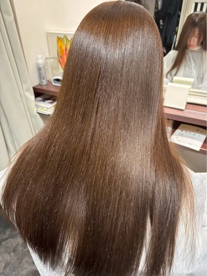 ロング ロング ヘアカラー 脇部 亜梨沙のヘアスタイル