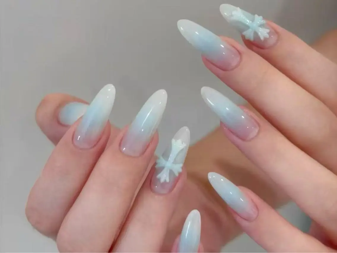 ネイル 💅🏻 ayakaのネイルデザイン