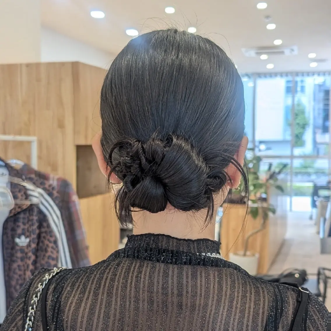 セミロング ヘアアレンジ 彩桜/アレンジ/艶 カラー/小顔カット✂のヘアスタイル
