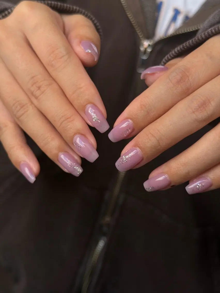 ネイル ハンドネイル フットネイル with hues AYAのネイルデザイン