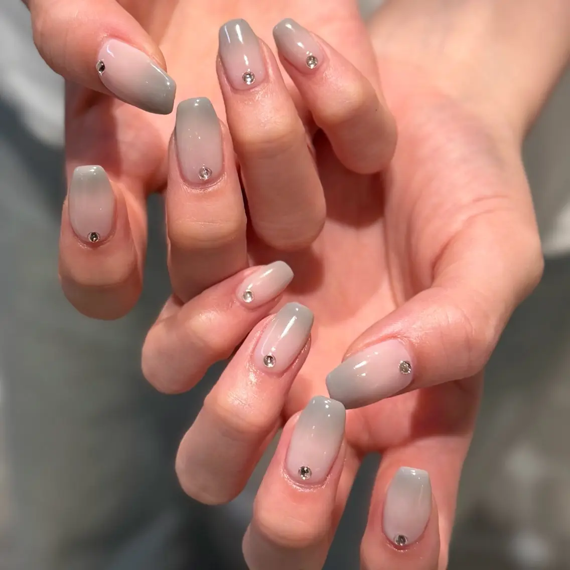 ネイル Minou. (ミヌー)のネイルデザイン