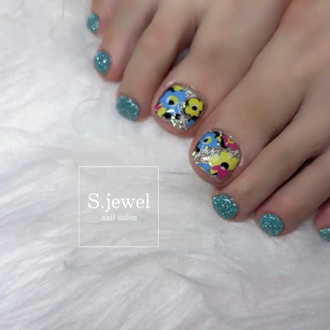 ネイル S. JEWELのネイルデザイン