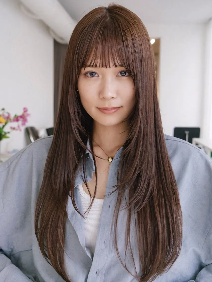 ロング Modek's 西宮 akariのヘアスタイル