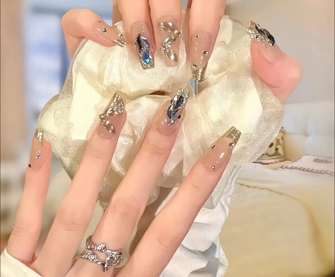 ネイル チークネイル 長さ出し フレンチネイル ガーリー 韓国ネイル sun nail池袋 モデル募集のネイルデザイン