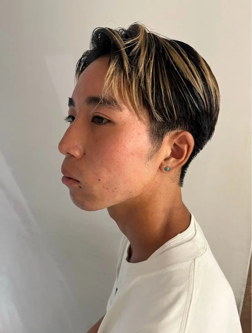 ショート カラー メンズ フェードカット 刈り上げ グラデーションカラー ショートヘア 中目黒メンズ刈り上げ Harunaのヘアスタイル