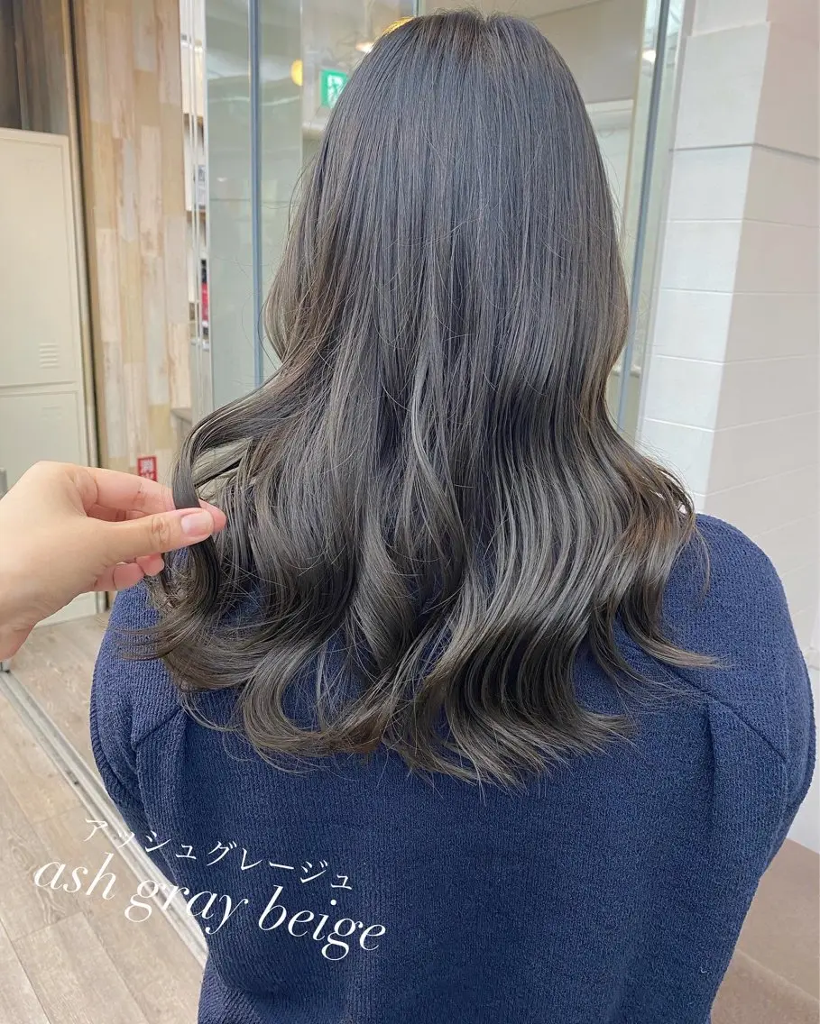 セミロング カット ヘアカラー トリートメント ☀️透明感color KURO☀️のヘアスタイル