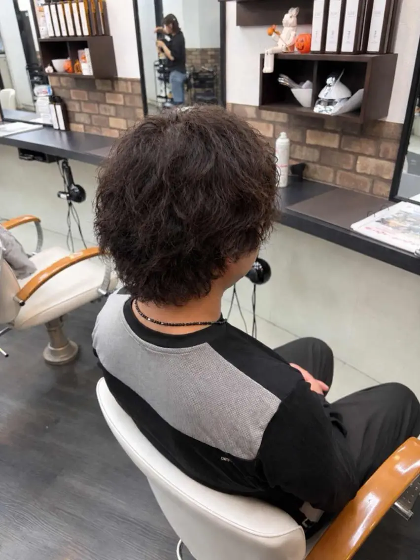 パーマ 田中 慎之介のヘアスタイル