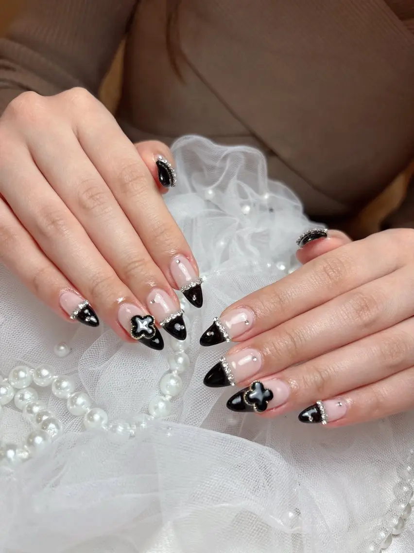 ネイル フットネイル フレンチネイル ジェルネイル ガーリー グラデーション ハンドネイル D.d Nail Moeのネイルデザイン