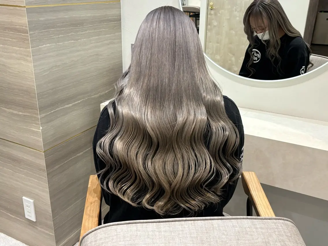 ロング カラー パーマ ヘアアレンジ メンズ ヘアカラー トリートメント 🤍韓国風レイヤー/ 艶髪🤍鳥越美羽のヘアスタイル
