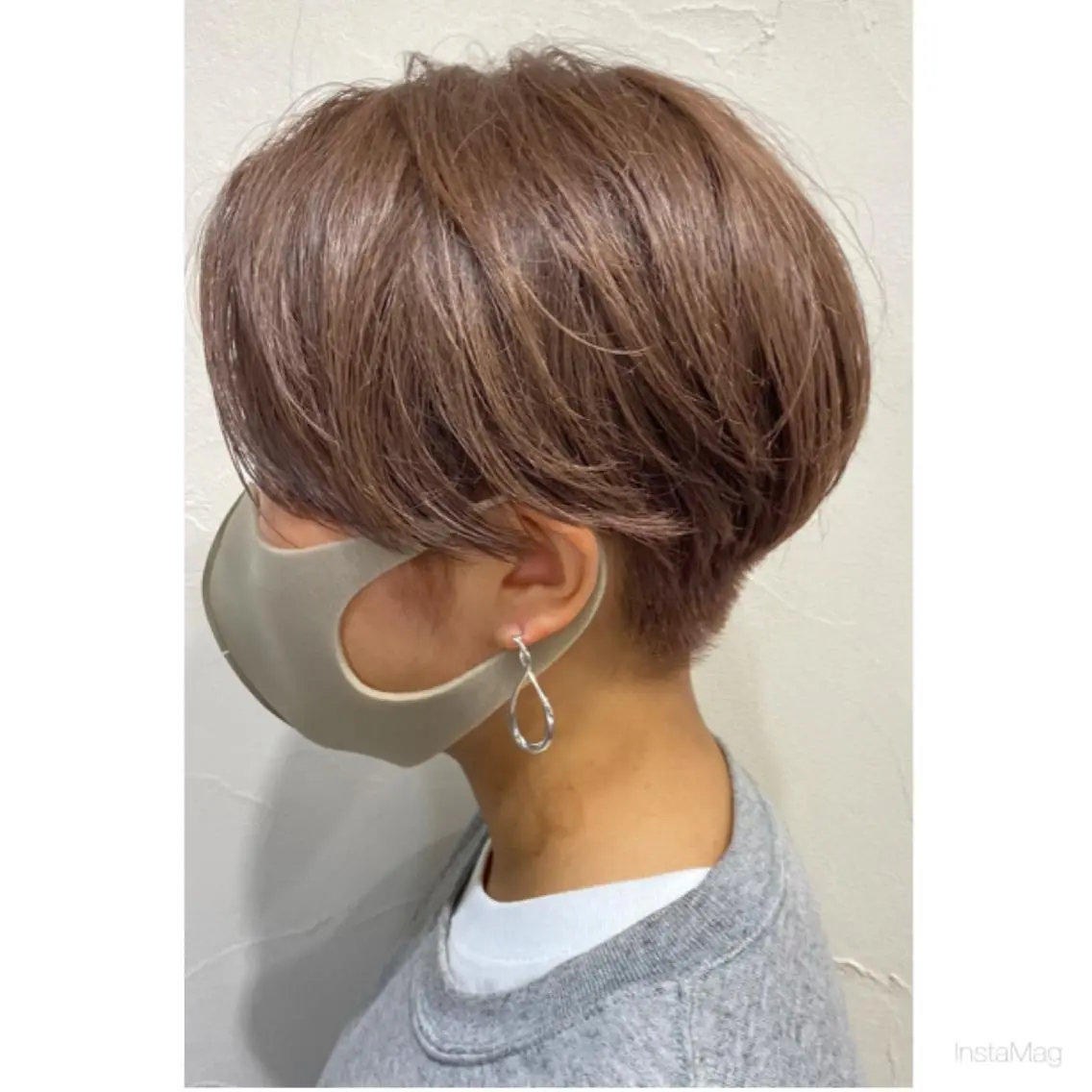 ショート カラー ハンサムショート ベージュカラー 透明感カラー ショートヘア カット ヘアカラー 岩間 香純のヘアスタイル