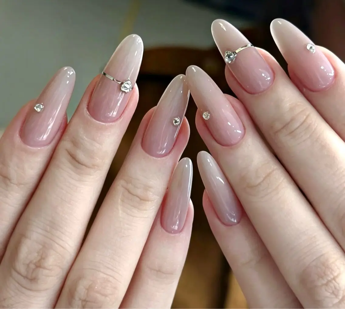 ネイル ハンドネイル Dione Nail きよみのネイルデザイン