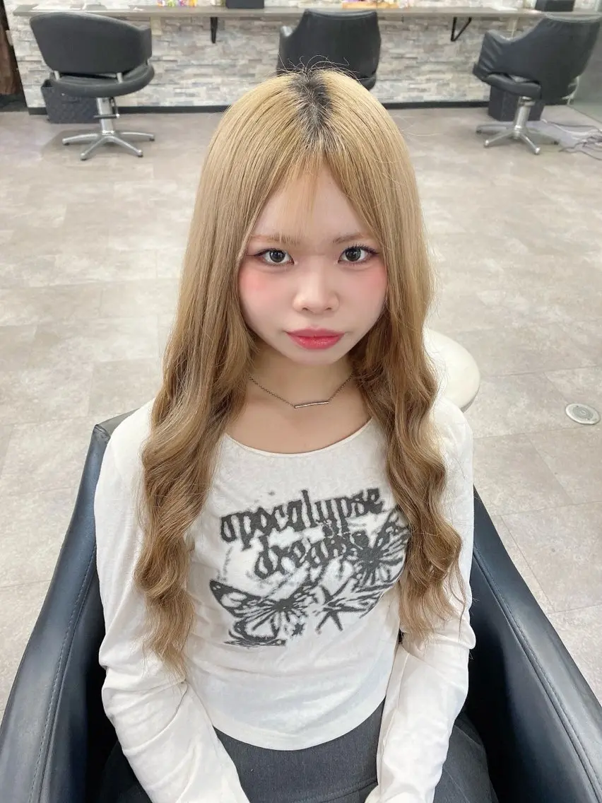 ロング カット エクステ 外れにくいエク💚 EST梅田TAKIのヘアスタイル