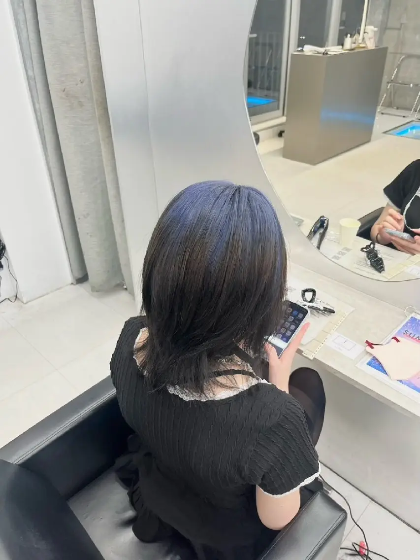 カラー セミロング ヘアカラー トリートメント ヘアセット 地雷系🎀ハイトーン 💙荒川結星のヘアスタイル