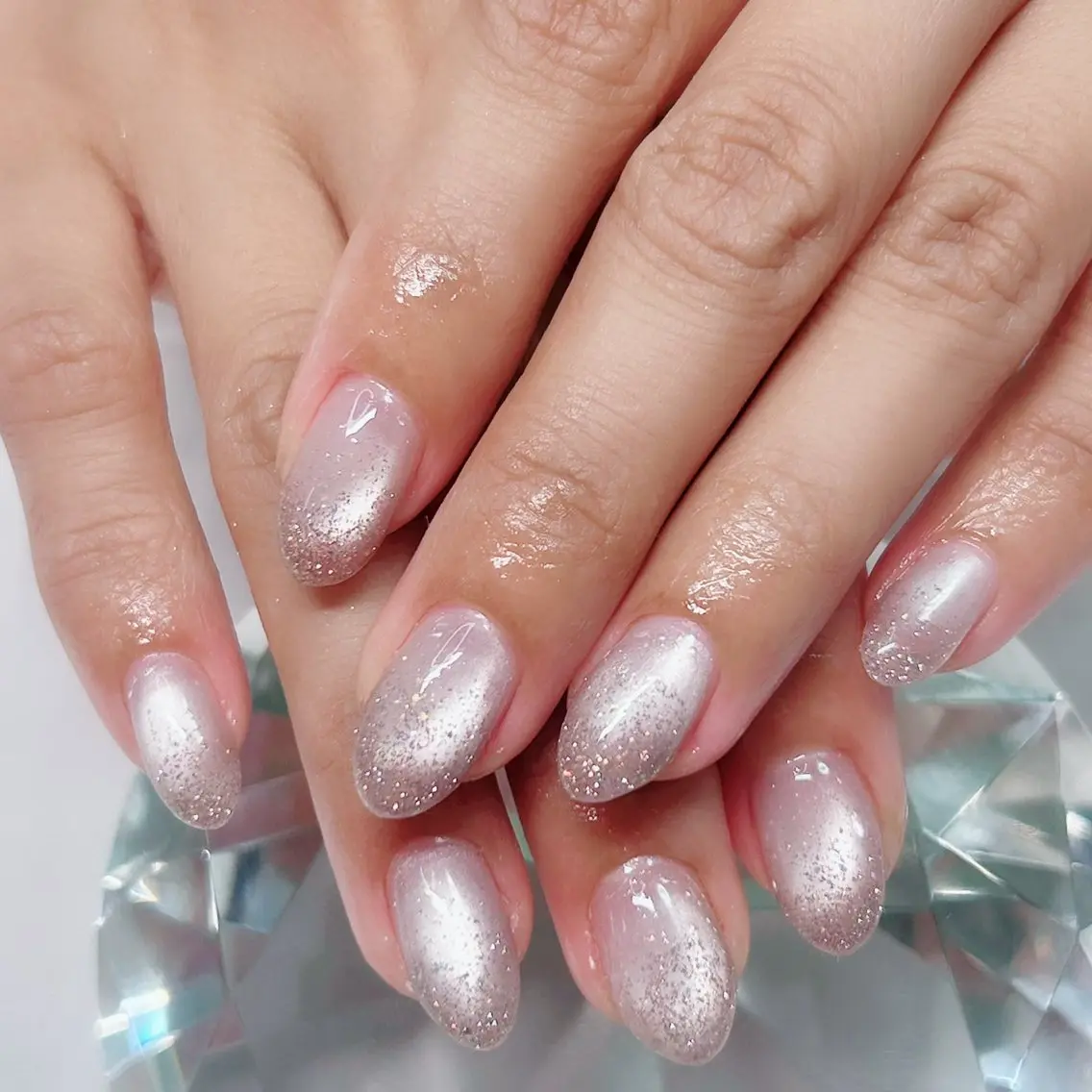 ネイル グラデーション キラキラネイル マグネットネイル ストーンネイル 夏ネイル ハンドネイル Cute Tips nailのネイルデザイン