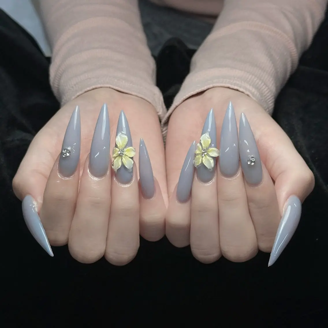 ネイル ハンドネイル Mika Nails 心斎橋のネイルデザイン