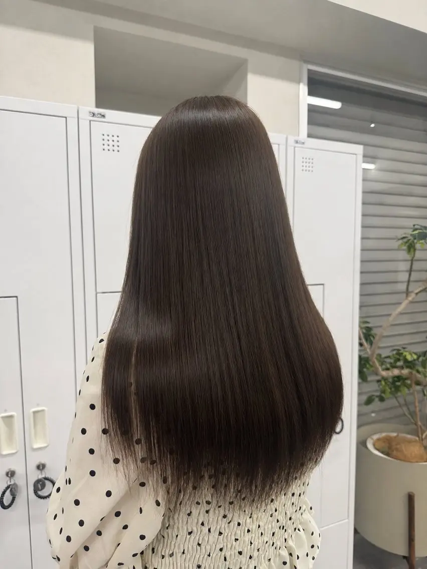 ロング カラー 東頭 さくらのヘアスタイル