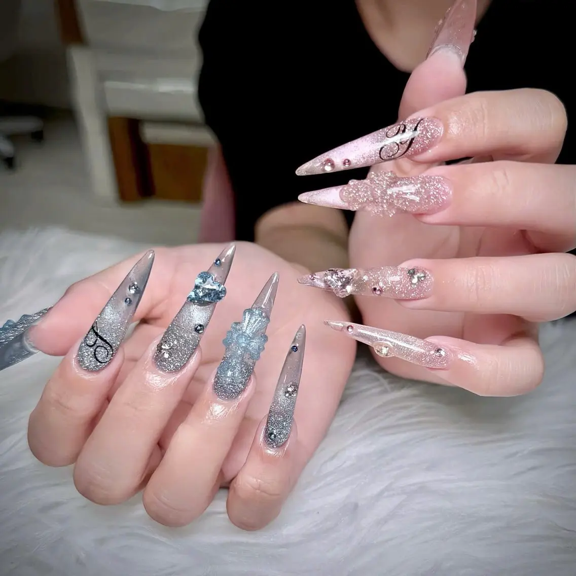 ネイル アートネイル ボルドー フレンチネイル ジェルネイル 氷ネイル・うるうるネイル ハンドネイル Julie Nail Rinのネイルデザイン