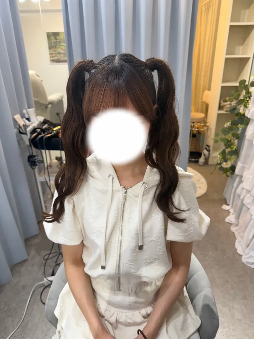 ロング ヘアアレンジ ココシャル miranoのヘアスタイル