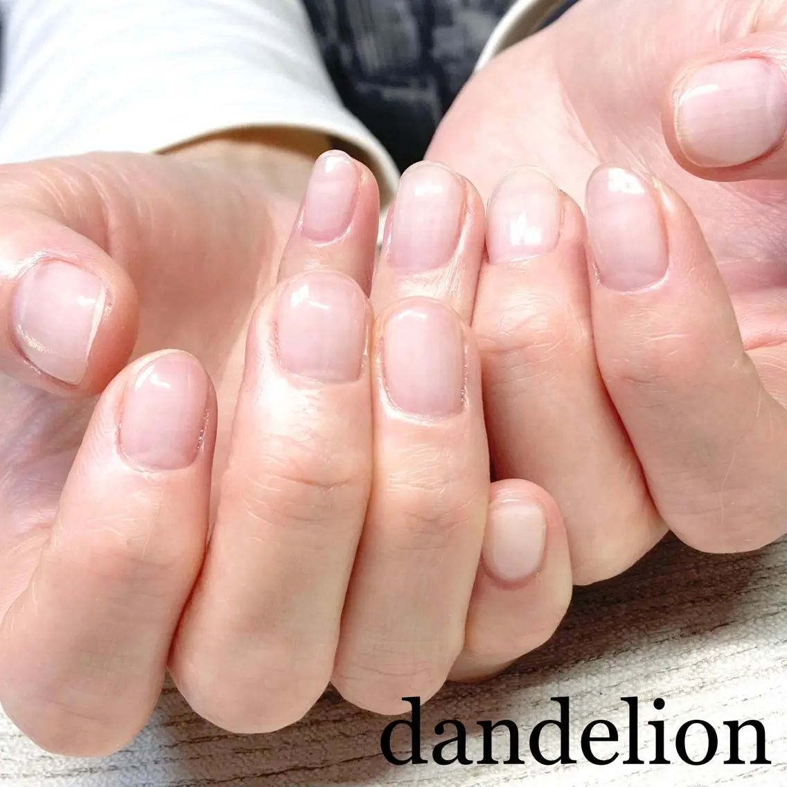 ネイル ハンドネイル ハンドケア dandelion ダンデライオンのネイルデザイン