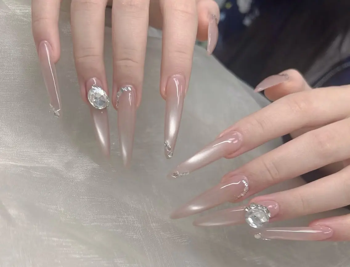 ネイル ハンドネイル Luvia Ginzaのネイルデザイン