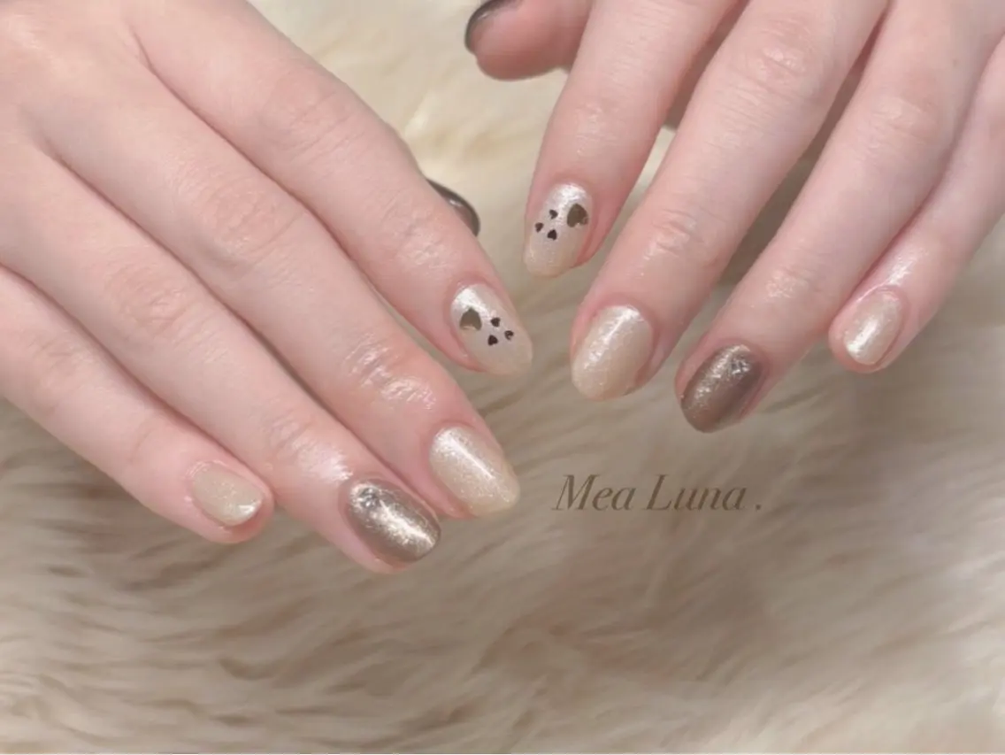 ネイル ハンドネイル Mea Luna .のネイルデザイン