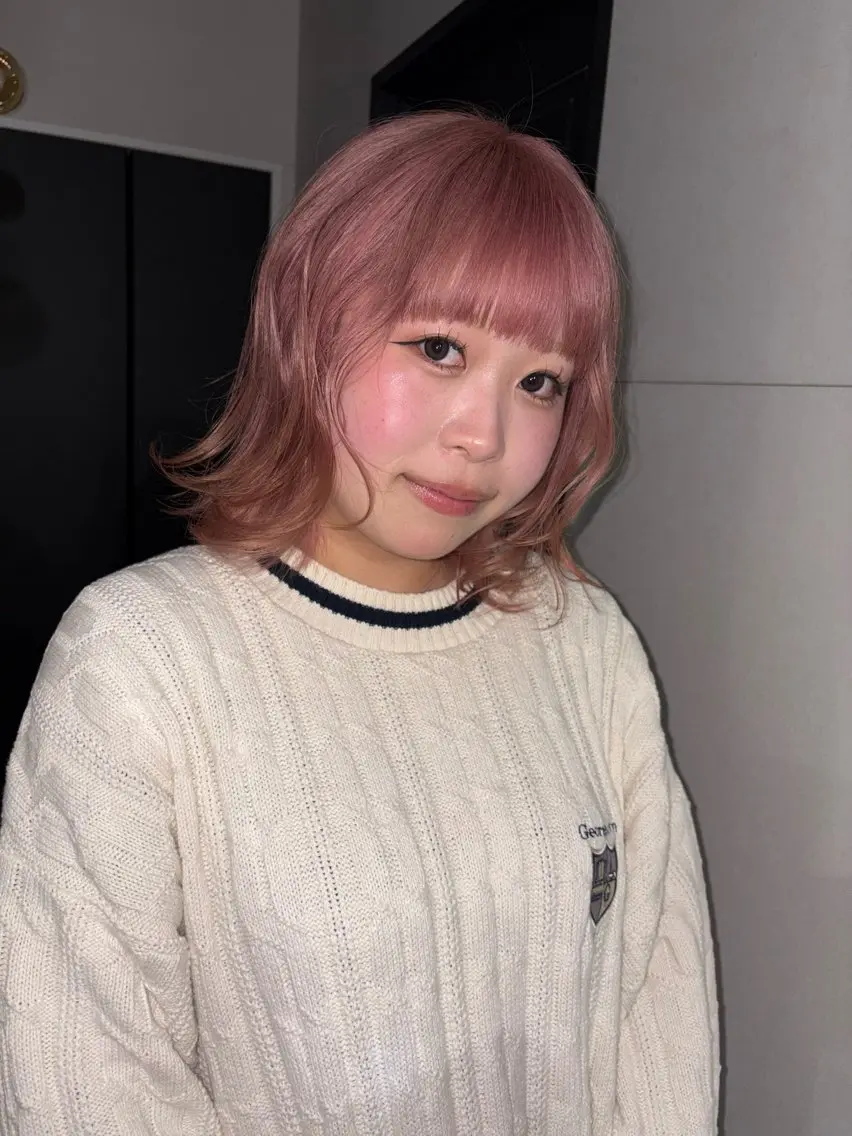 ミディアム カット ヘアカラー トリートメント shiba tomomiのヘアスタイル