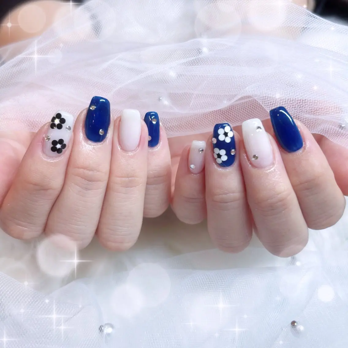 ネイル ハンドネイル Blue daisy 栄本店のネイルデザイン