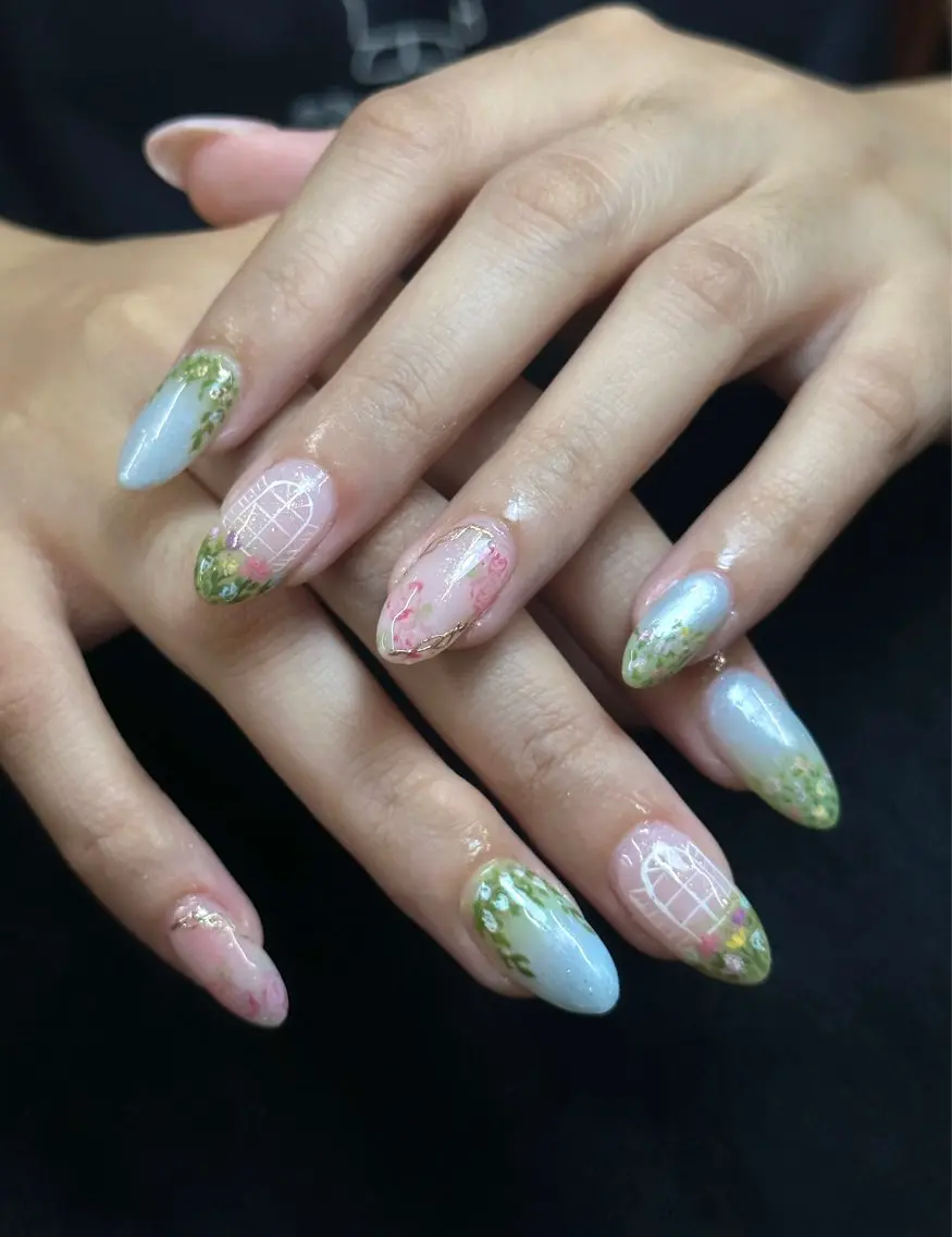 ネイル アートネイル ブルー フラワーネイル ジェルネイル グリーン Iconic Nailのネイルデザイン