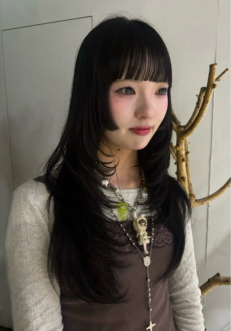 ロング カット ヘアカラー 🎀抜け感ナチュラル 🎵asuna🪽のヘアスタイル