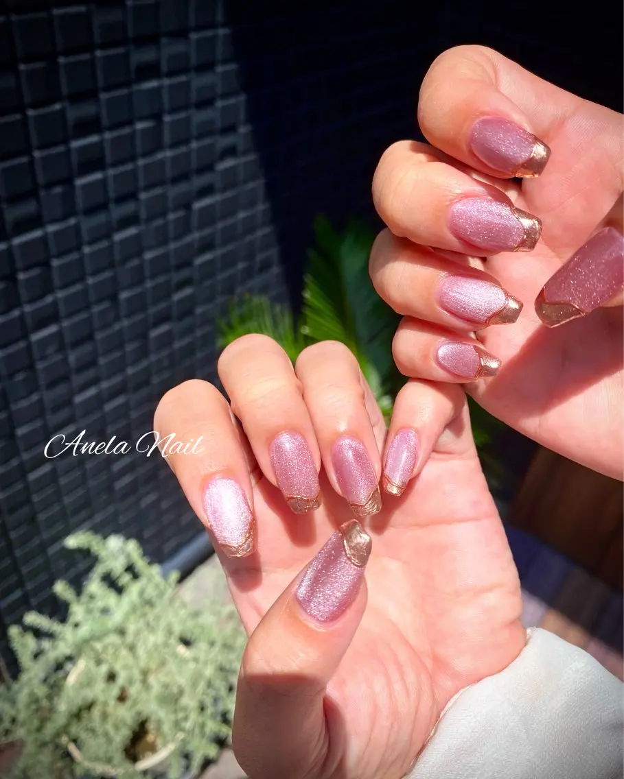 ネイル フレンチネイル マグネットネイル ミラーネイル ハンドネイル Anela Nailのネイルデザイン