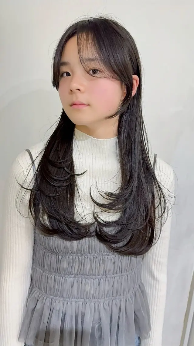 ロング レイヤーカット 似合わせカット 小顔カット 平 一裕のヘアスタイル