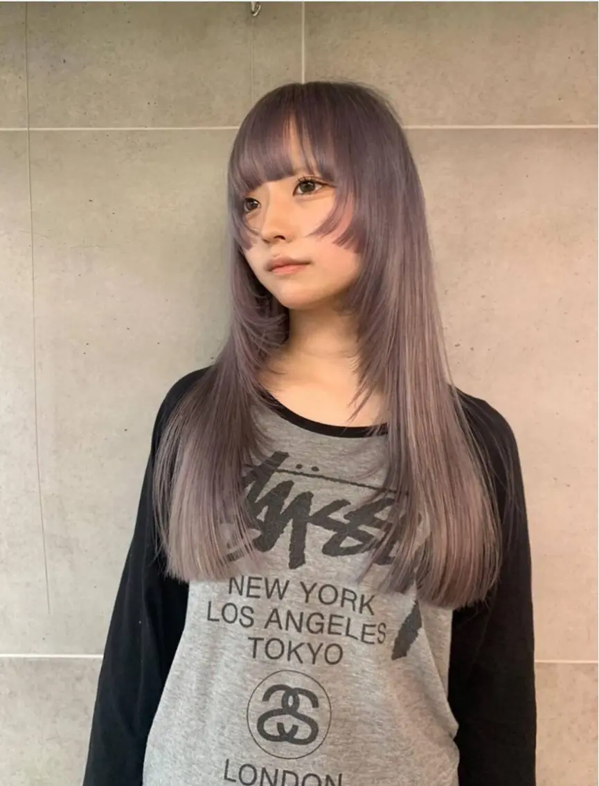 セミロング パープルカラー レイヤーカット カット ヘアカラー Kro/ダブルカラー /ハイトーン/千葉駅のヘアスタイル