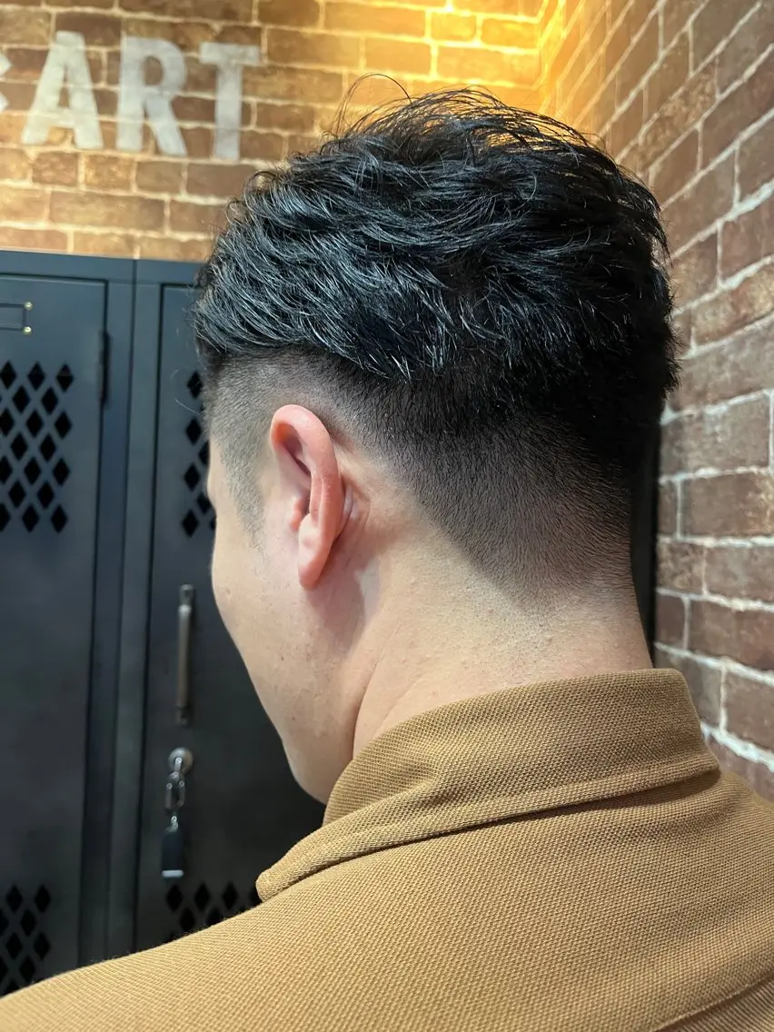 ショート カラー パーマ ヘアアレンジ メンズ キッズ ネイル マツエク・マツパ アイブロウ メンズブリーチ メンズハイライト メンズインナーカラー メンズ韓国風 ブリーチ カット ヘアカラー トリートメント ヘッドスパ 久木原 ゆりのヘアスタイル