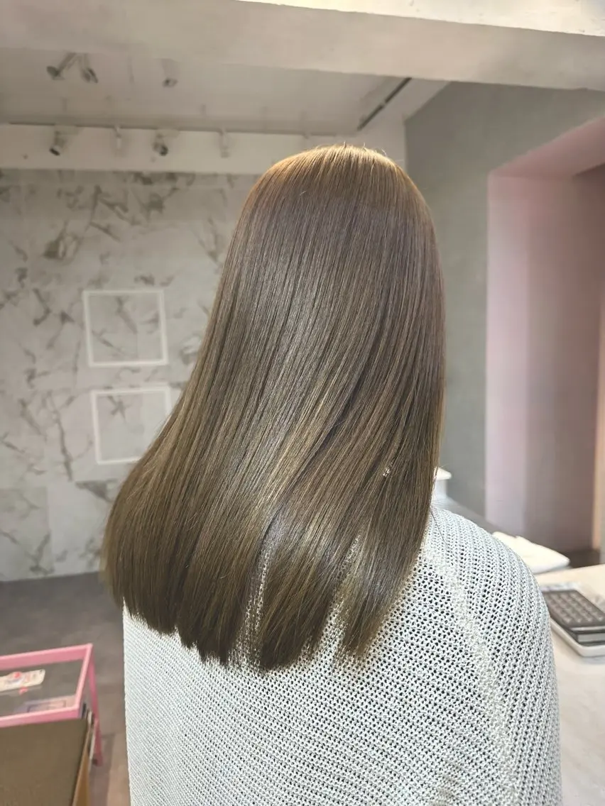 ロング カラー ハイトーンカラー ヘアカラー HIROKI /艶カラー/カットのヘアスタイル
